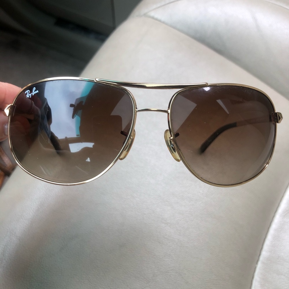 RayBan Womens aviators rounded